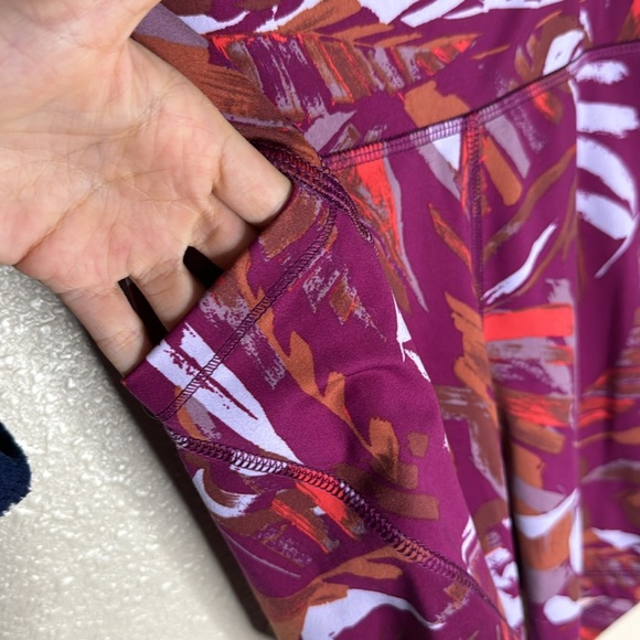 3 Piece All in Motion/Yogalicious Set Size XS/S - Picture 6 of 11